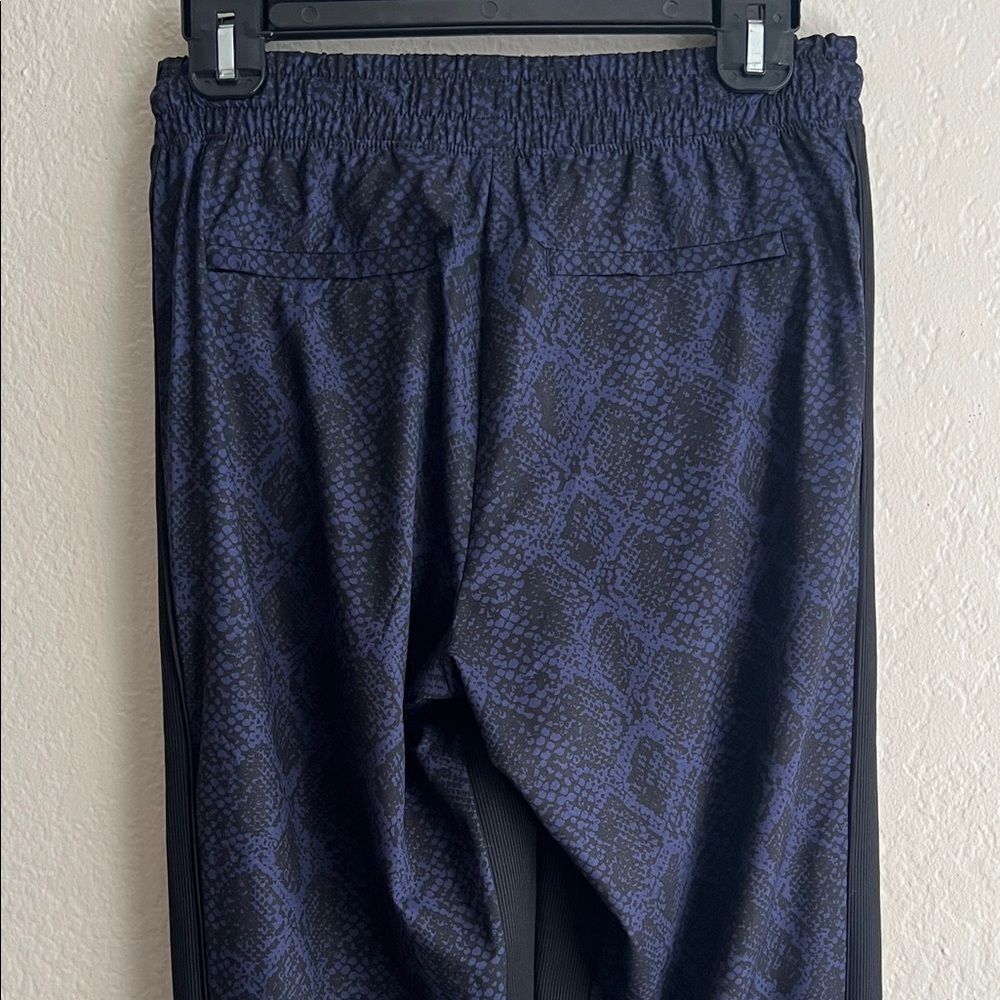 Athleta Brooklyn Jogger Python Snake Print Dark B… - image 7